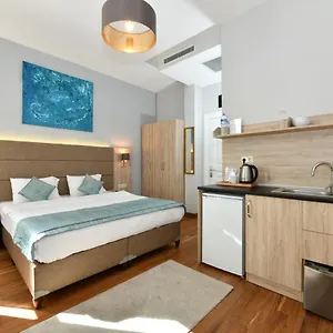 Hotel Andi **